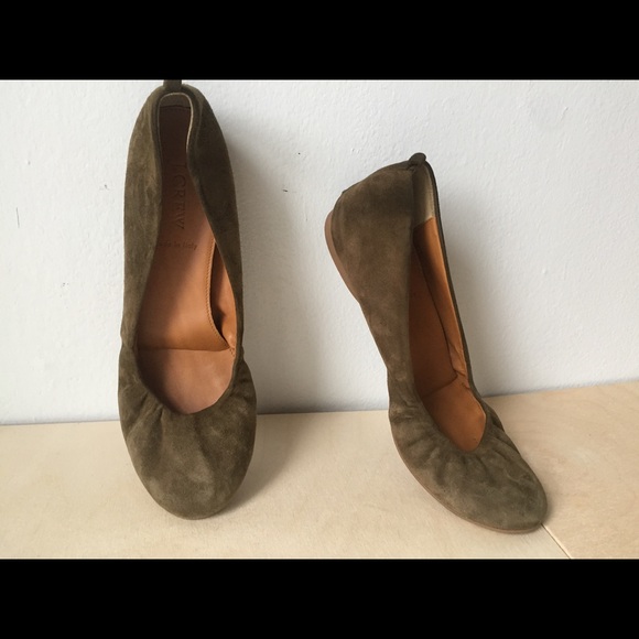 J Crew olive green suede ballet flats. - Picture 2 of 8